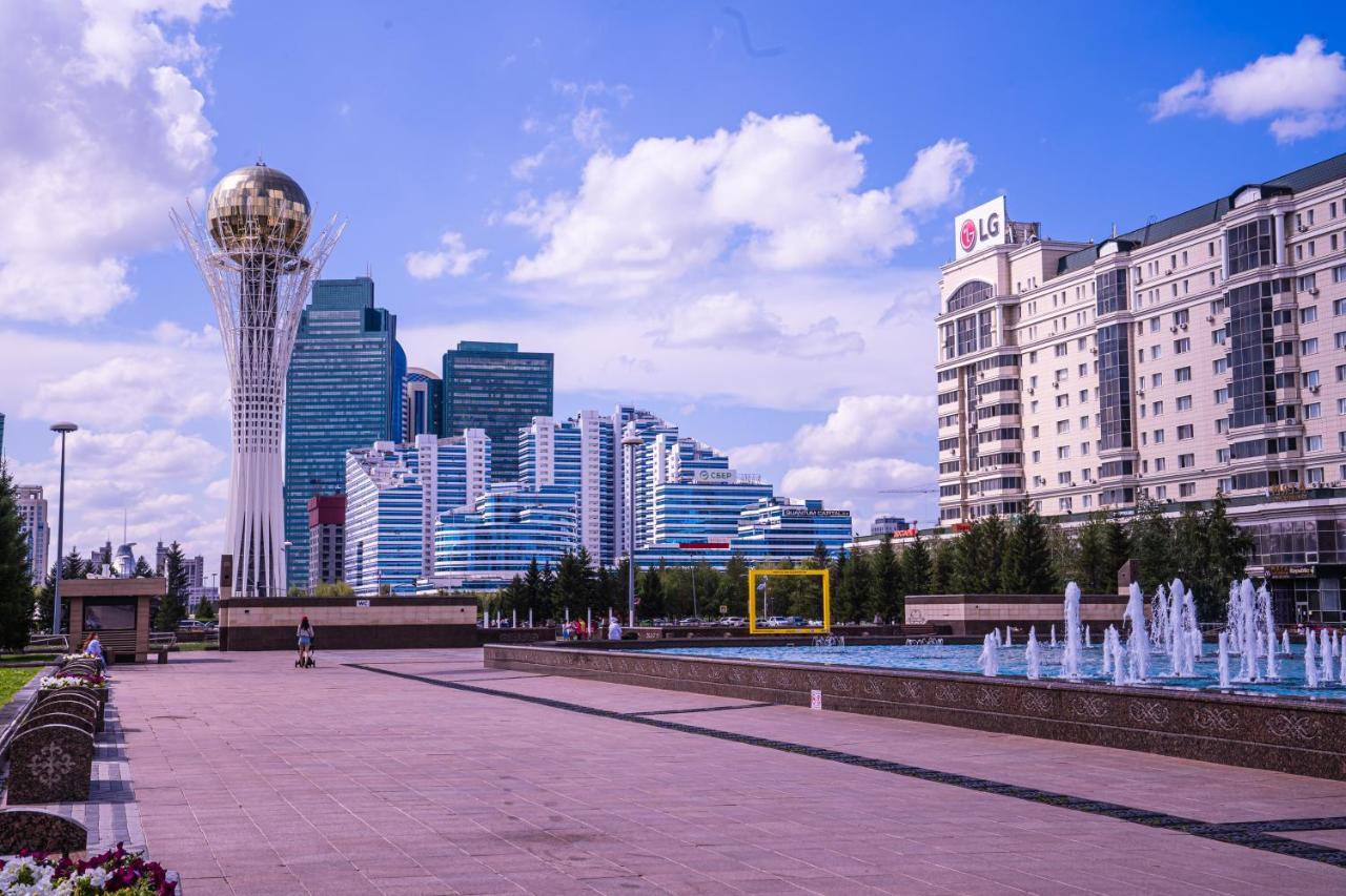 Belon Lux Hotel Астана Екстериор снимка